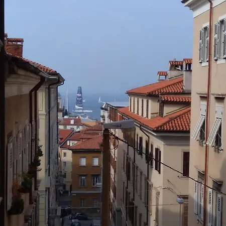 Casa Antica - Historical In Old City Center Apartment *