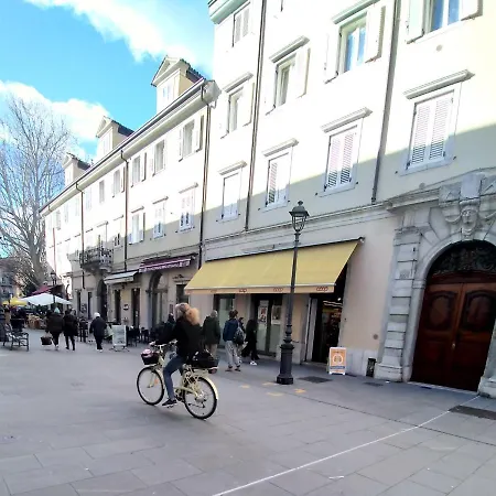 Casa Antica - Historical In Old City Center * Trieste