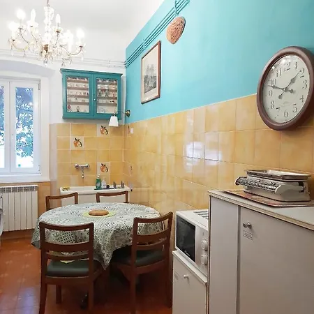 アパート Casa Antica - Historical In Old Center *